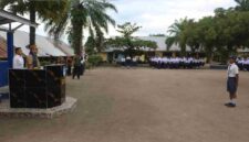 Wali Kota Wesly Silalahi mengajak siswa SMPN 2 Pematangsiantar.