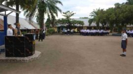 Wali Kota Wesly Silalahi mengajak siswa SMPN 2 Pematangsiantar.