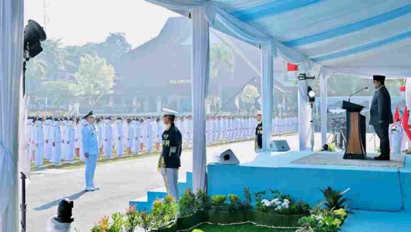 Presiden Prabowo Subianto memimpin Upacara Pelantikan Pamong Praja Muda (PPM) Angkatan XXXIII Institut Pemerintahan Dalam Negeri (IPDN) Tahun 2026 yang digelar di Lapangan Parade IPDN Kampus Jatinangor, Institut Pemerintahan Dalam Negeri, Kabupaten Sumedang, Provinsi Jawa Barat, pada Rabu, 29 Juli 2026. Foto: BPMI Setpres