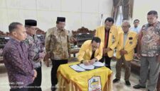 Pemkab Aceh Singkil dan Universitas Teuku Umar memperpanjang MoU untuk memperkuat riset, inovasi, pendidikan, dan pembangunan daerah yang berkelanjutan.