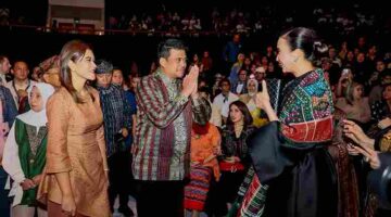 Gubernur Sumatera Utara (Sumut) Muhammad Bobby Afif Nasution menhadiri acara penutupan Indonesia Fashion Week (IFW) 2026 di Jakarta Convention Center (JCC) Jalan Gatot Subroto, Tanah Abang, Jakarta Pusat, Jakarta, Minggu (2/8/2026). 