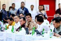 Gubernur Sumatera Utara (Sumut) Muhammad Bobby Afif Nasution menghadiri  Rapat Koordinasi Forkopimda se-Sumatera, yang dipimipin  Menteri Dalam Negeri (Mendagri) Tito Karnavian di Ruang Balairungsari Lt. 3 BP. Batam, Rabu (12/8/2026).