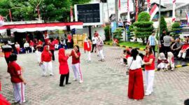 Dinas Komunikasi dan Informatika (Kominfo) Provinsi Sumatera Utara (Sumut) menyemarakkan peringatan Hari Ulang Tahun (HUT) ke-81 Kemerdekaan Republik Indonesia (RI) di halaman Kantor Dinas Kominfo Sumut, Jalan H.M. Said Nomor 27, Medan, Jumat (14/8/2026).