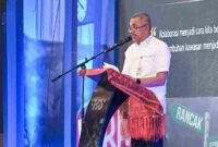 Plh Sekdaprov Sumut Sulaiman Harahap membuka Rapat Koordinasi Kerjasama Antar Daerah se Sumatera yang diselenggarakan di Ballroom Hotel Santika Premiere Dyandra, Jalan Kapt. Maulana Lubis Medan, Rabu (12/8/2026).
