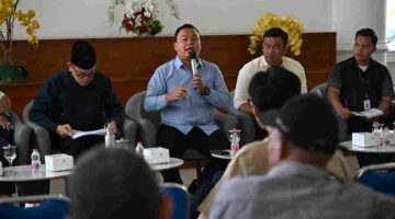 Temu Pers bersama Perusahaan Daerah Aneka Industri dan Jasa (PD-AIJ) Provinsi Sumatera Utara (Sumut), Kegiatan ini difasilitasi Dinas Komunikasi dan Informatika Sumut yang berlangsung di Lobby Dekranasda Lantai 1 Kantor Gubernur Sumut Jalan Diponengoro Nomor 30 Medan, Selasa (4/8/2026).