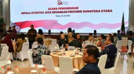pengukuhan Triyoga Laksito sebagai Kepala OJK Provinsi Sumatera Utara yang baru, menggantikan Khoirul Muttaqien, di Aula Raja Inal Siregar, Kantor Gubernur Sumatera Utara, Medan, pada Jumat (31/7/2026).
