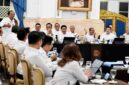 Wakil Ketua Umum Koordinator Bidang Pangan Kamar Dagang dan Industri (Kadin) Indonesia, Mulyadi Jayabaya (berdiri) berbicara pada pertemuan Presiden Prabowo Subianto dengan pengusaha Kadin pusat dan daerah seluruh Indonesia di Istana Negara, Jakarta, pada Jumat, 31 Juli 2026.