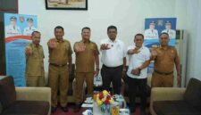 Wakil Bupati Asahan Rianto, S.H., M.A.P. menerima kunjungan Ketua Komisi Nasional Perlindungan Anak, Agustinus Sirait, di Ruang Kerja Wakil Bupati Asahan, pada Senin (3/8/2026).