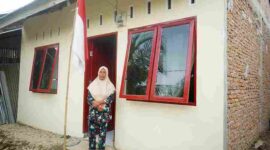 Rumah Jaipah yang selama 20 tahun bocor direhabilitasi melalui Program RTLH Pemko Medan