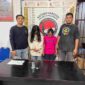 Polsek Gunung Malela mengamankan dua perempuan yang diduga terlibat penyalahgunaan sabu di Simalungun.