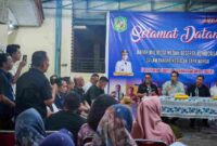 Rico Waas menyerap aspirasi warga Medan Tembung.