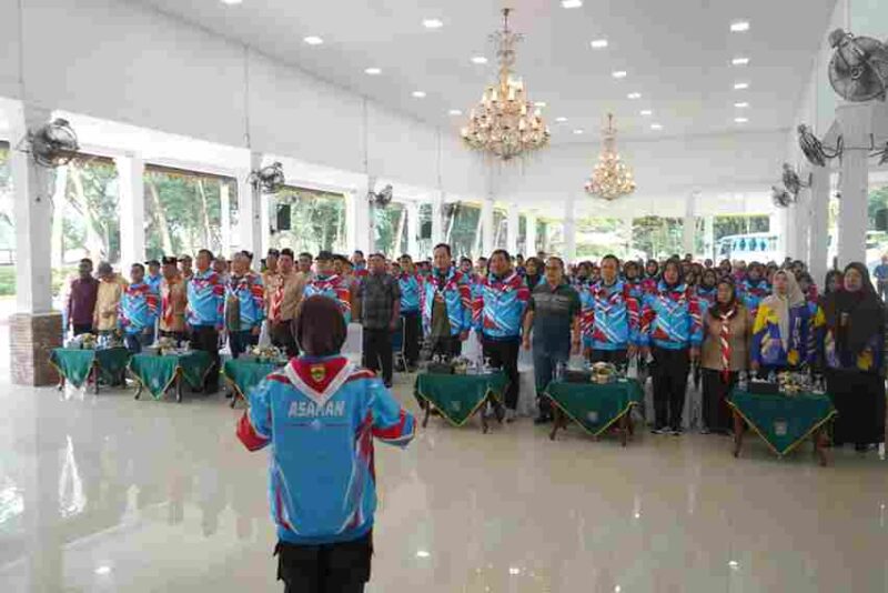 Wabup Asahan Rianto melepas 64 Pramuka Penggalang ke Jamnas XII 2026 di Cibubur.