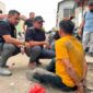 Polrestabes Medan menggerebek lokasi diduga peredaran narkoba di bantaran rel Tembung.