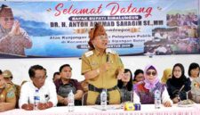 Bupati Simalungun Anton Achmad Saragih.