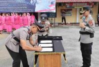 Upacara serah terima jabatan (sertijab) berlangsung di Lapangan Apel Polres Pematangsiantar pada Selasa (11/8/2026) sekitar pukul 15.00 WIB dan dipimpin Kapolres Pematangsiantar AKBP Sah Udur T.M. Sitinjak.