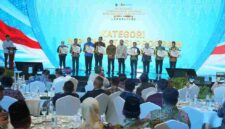 Bupati Asahan Taufik Zainal Abidin menghadiri Apresiasi Pemerintah Daerah Berprestasi 2026 di Batam.