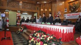 Wabup Asahan Rianto mengikuti pidato kenegaraan Presiden Prabowo di DPRD Asahan dan mengajak masyarakat mendukung pembangunan nasional serta daerah.
