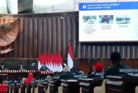 Presiden Prabowo Subianto menyampaikan Keterangan Pemerintah atas Rancangan Undang-Undang (RUU) tentang APBN Tahun Anggaran 2027 beserta Nota Keuangan dan dokumen pendukungnya dalam Rapat Paripurna Pembukaan Masa Persidangan I DPR RI Tahun Sidang 2026–2027 di Gedung Nusantara, Kompleks Parlemen, Jakarta, Jumat, 14 Agustus 2026. Foto: BPMI Setpres