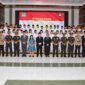 Pengukuhkan 55 anggota Paskibraka di Ruang Serbaguna Pemerintah Kota Pematangsiantar, Sabtu (15/8/2026) sore.