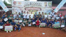 Wakil Bupati Asahan, Rianto, S.H., M.A.P., menghadiri penutupan Mini Soccer Championship Kapolres Asahan Cup Tahun 2026 tingkat SD, SMP, dan SMA/sederajat di Stadion Mutiara Kisaran, Minggu (16/8/2026).