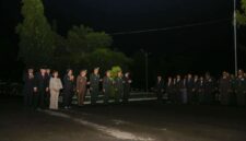 Wali Kota Pematangsiantar Wesly Silalahi bersama Forkopimda mengikuti Renungan Suci HUT ke-81 RI di TMP Nagur tepat tengah malam.