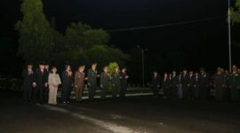 Wali Kota Pematangsiantar Wesly Silalahi bersama Forkopimda mengikuti Renungan Suci HUT ke-81 RI di TMP Nagur tepat tengah malam.