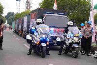 Polda Sumut memberangkatkan 25 ton bantuan tahap pertama menggunakan lima truk untuk masyarakat terdampak gempa bumi di Nusa Tenggara Timur.