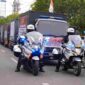 Polda Sumut memberangkatkan 25 ton bantuan tahap pertama menggunakan lima truk untuk masyarakat terdampak gempa bumi di Nusa Tenggara Timur.