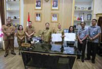Pemko Pematangsiantar dan Kanwil Kemenkum Sumut menandatangani kerja sama pelayanan hukum serta perlindungan kekayaan intelektual hasil inovasi.