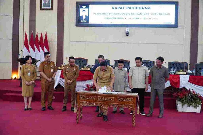 Pemko Medan dan DPRD menetapkan perubahan Propemperda 2026. Rico Waas meminta pembahasan Ranperda transparan, akuntabel, dan memiliki kepastian hukum.