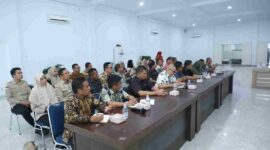 Rapat Koordinasi Persiapan Program Digitalisasi Bantuan Sosial (Parlinsos Digital) Kabupaten Asahan Tahun 2026 di Aula Melati Kantor Bupati Asahan, Kamis (20/8/2026).