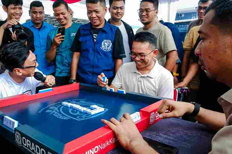 Zakiyuddin Harahap mendukung lomba domino di Medan Deli yang diikuti 175 tim sebagai wadah silaturahmi, sportivitas, dan kegiatan positif masyarakat.