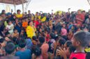 Wakil Presiden (Wapres) Gibran Rakabuming menemui warga terdampak gempa bumi di Kabupaten Sikka, Nusa Tenggara Timur (NTT), Kamis (20/8/2026). Dalam kunjungannya ke posko pengungsian di Stadion Gelora Samador, Maumere.