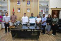Wali Kota Pematangsiantar Wesly Silalahi, S.H., M.Kn., menerima Rektor Universitas Huria Kristen Batak Protestan Nommensen (UHKBPN) Pematangsiantar Dr. Muktar B. Panjaitan, M.Pd., bersama jajaran di ruang kerja Wali Kota, lantai II Balai Kota Pematangsiantar, Jalan Merdeka, Jumat (21/8/2026)