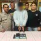 Polsek Gunung Malela mengamankan pria 22 tahun dan menyita sabu seberat 1,93 gram dari Jalan Haji Ulakma Sinaga serta kamar hotel.