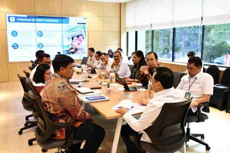 Bupati Samosir Vandiko Timotius Gultom, S.T., saat melakukan audiensi dengan Wakil Menteri Kesehatan Republik Indonesia dr. Benyamin Paulus Octavianus, Sp.P., FISR, di Kantor Kementerian Kesehatan RI, Jalan H.R. Rasuna Said, Blok X-5 Kav. 4–9, Jakarta Selatan, Kamis (27/8/2026).