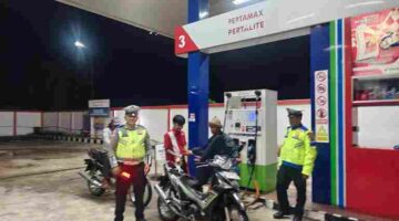 Satlantas Polres Simalungun menggelar patroli malam di jalur Pematangsiantar-Saribudolok dan sejumlah titik strategis untuk mencegah gangguan kamtibmas.