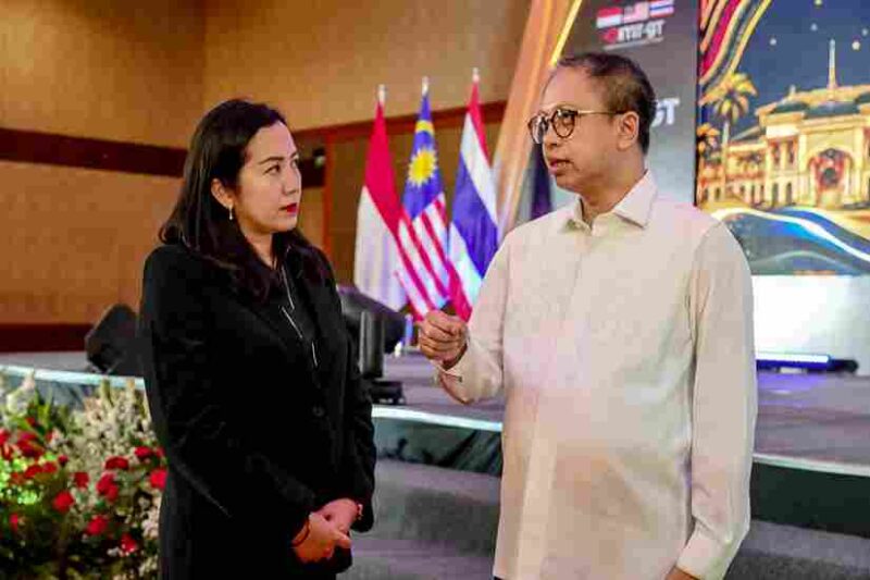 Deputi Bidang Koordinasi Kerja Sama Ekonomi dan Investasi (Deputi II), Kementerian Koordinator Bidang Perekonomian, Edi Prio Pambudi, memberikan sambutan pada Senior Official Meeting Indonesia Malaysia Thailand Growth Triangle (IMT GT) di Hotel JW Marriot, Medan, Selasa (8/9/2026).
