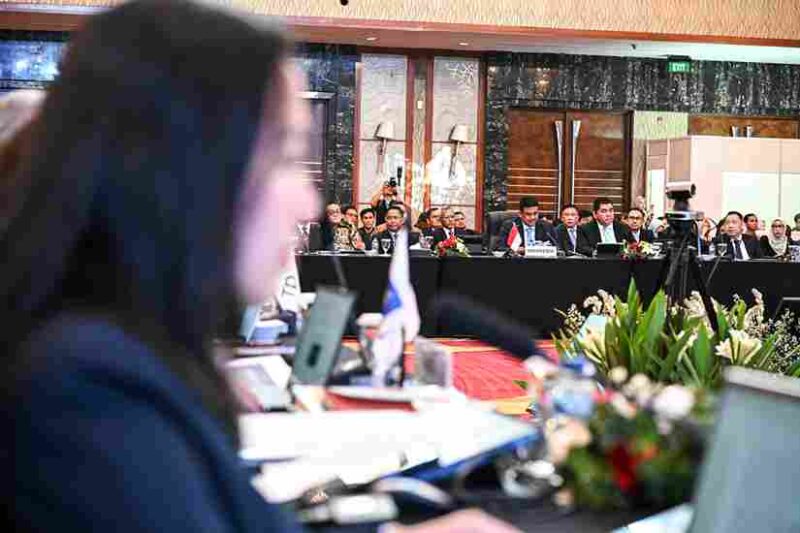 Gubernur Sumatera Utara (Sumut) Bobby Afif Nasution, didampingi OPD memimpin Chief Ministers and Governors Forum (CMGF) IMT-GT 32 dalam rangka Pertemuan Tingkat Mentri Indonesia, Malaysia,Thailand Growth Triangle (IMT-GT) di di Lantai 2 Ballroom JW marriot Hotel Medan, Rabu (9/9/2026)