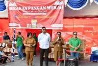 Gerakan Pangan Murah Samosir kembali digelar dengan menyediakan 5 ton beras SPHP, Minyak Kita, telur dan gula bagi masyarakat.