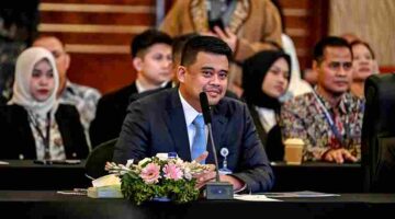 Gubernur Sumut Muhammad Bobby Afif Nasution menyampaikan pemaparan di acara IMT GT di Hotel JW Marriott, Medan, Kamis (10/9/2026).