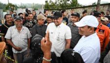 Gubernur Sumatera Utara (Sumut) Bobby Afif Nasution, beserta OPDterkait serta Bupati Langkat Tiorita Br. Surbakti, meninjau ruas jalan Pamah Semilir (Alternatif Berastagi-Langkat) yang amblas akibat tergerus oleh curah hujan beberapa Waktu lalu, di Desa Telagah, Kabupaten Langkat, Jumat (11/9/2026)