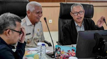 Wakil Gubernur (Wagub) Sumut Surya menerima kunjungan kerja Komite IV Dewan Perwakilan Daerah Republik Indonesia (DPD RI) di Kantor Gubernur Sumut, Jalan Diponegoro No. 30, Medan, Selasa (29/9/2026).