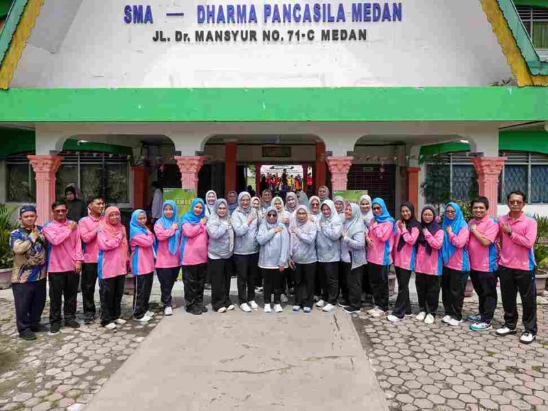 Penasihat Dharma Wanita Persatuan (DWP) Provinsi Sumatera Utara (Sumut) Titiek Sugiharti menghadiri serta membuka Workshop Pendidikan Karakter bagi Siswa-Siswi SMA/SMK Binaan DWP Sumut di Halaman Sekolah SMA Dharma Pancasila Medan, Jalan Dr Mansyur Nomro 71 Medan, Kamis (10/9/2026). 
