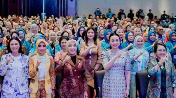 Ketua Dekranasda sekaligus Ketua TP PKK dan Ketua Tim Pembina Posyandu Provinsi Sumatera Utara (Sumut) Kahiyang Ayu menghadiri Rapat Koordinasi (Rakor) Penguatan Tata Kelola Lembaga Dekranas, TP PKK, dan Tim Pembina Posyandu se-Indonesia Bagian Barat di Hotel Bidakara, Jakarta, Senin (21/9/2026). 