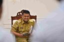 Gubernur Sumatera Utara (Sumut) Bobby Nasution menerima audiensi Kepala Balai Karantina Hewan,Ikan Dan Tumbuhan Sumut Prayatno Ginting di ruang kerja Gubernur Lantai 10 Kantor Gubernur Sumut Jalan Diponegoro Kota Medan. Senin (7/9/2026).