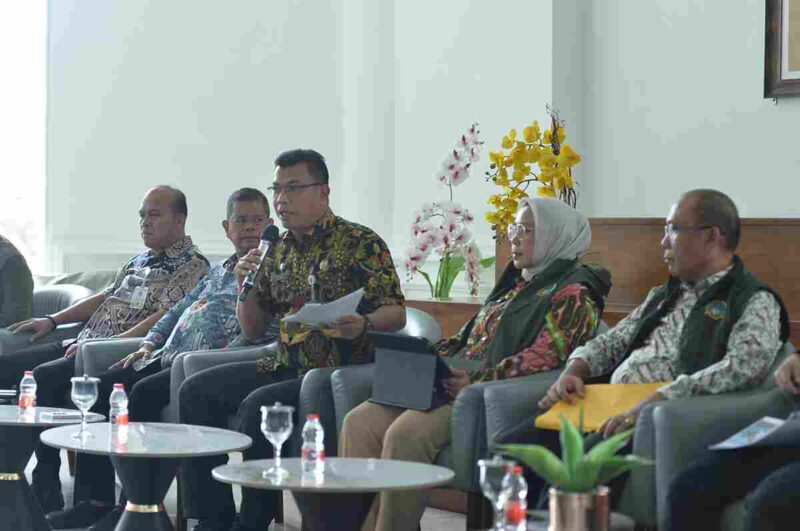Pemerintah Provinsi Sumatera Utara (Sumut) melalui Badan Penanggulangan Bencana Daerah (BPBD) melakukan Konferensi Pers terkait kesiapsiagaan bencana di Sumut, Kegiatan yang difasilitasi Dinas Kominfo Sumut ini berlangsung di Lobby Dekranasda Lantai 1 Kantor Gubernur Sumut Jalan Diponengoro Kota Medan, Jumat (4/9/2026).