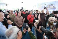 Penjabat (Pj) Sekretaris Daerah Provinsi Sumut Timur Tumanggor  membuka Bulan Bakti Peternakan dan World Rabies Day (WRD) tingkat Sumatera Utara Tahun 2026 di Lapangan Astaka Medan Sport Center, Jalan Wiiliam Iskandar Kabupaten Deliserdang, Sabtu (26/9/2026).
