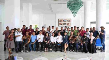Temu Pers bersama dengan Panitia Toba Caldera Culture Festival (TCCF) 2026 yang difasilitasi Dinas Komunikasi dan Informatika Sumut, berlangsung di Lobby Dekranasda Lantai 1 Kantor Gubernur Sumut Jalan Diponengoro Nomor 30 Medan, Rabu (2/9/2026).