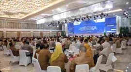 Suasana Rapat Koordinasi Optimalisasi Pendapatan Asli Daerah (PAD) dan Dana Bagi Hasil (DBH) Pajak Provinsi kepada Kabupaten/Kota se-Sumatera Utara di Aula Raja Inal Siregar, Kantor Gubernur Sumatera Utara, Senin (31/8/2026).